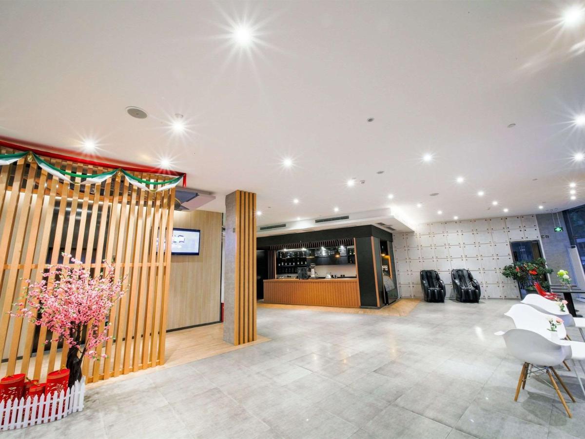 Ibis Chengdu Meizhou Center Kültér fotó