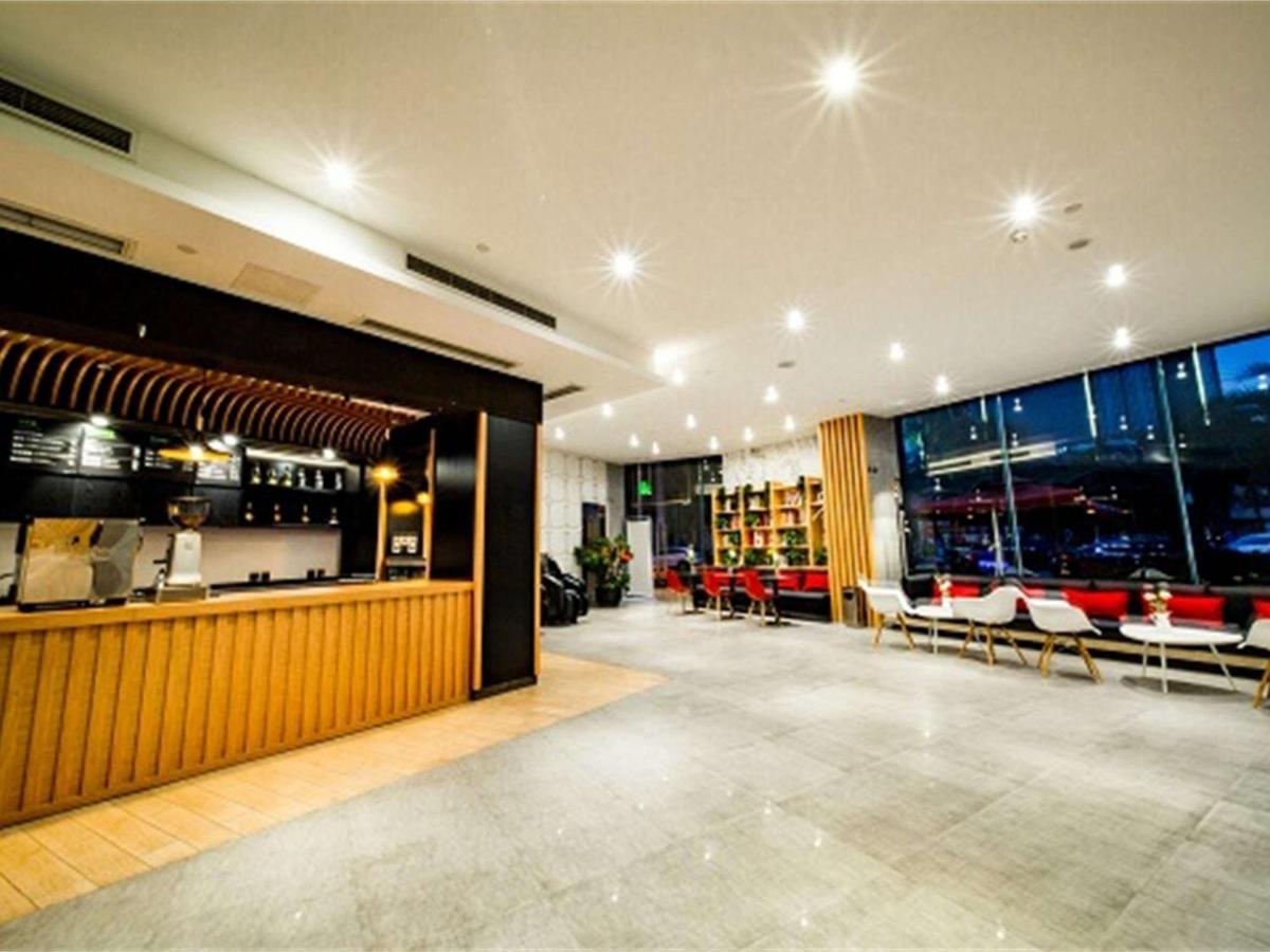 Ibis Chengdu Meizhou Center Kültér fotó